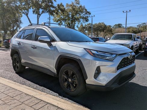 Used 2023 Toyota RAV4 XLE image 8