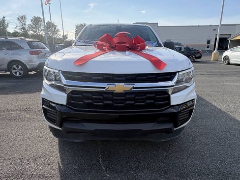 Used 2022 Chevrolet Colorado W/T RWD image 10