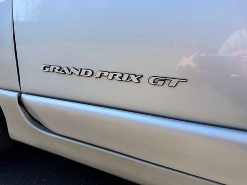 Used 2002 Pontiac Grand Prix GT FWD image 16