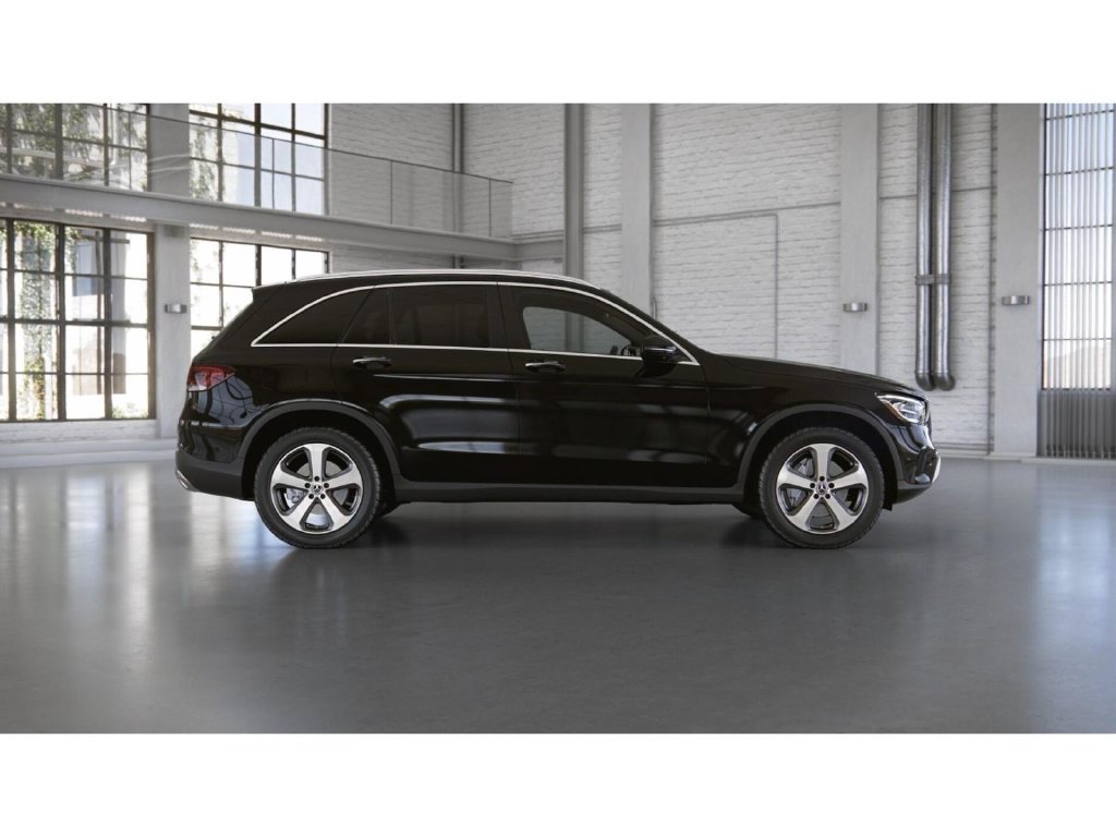 Certified 2022 Mercedes-Benz GLC 300 4MATIC image 2