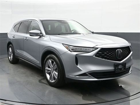 Used 2023 Acura MDX SH-AWD image 2