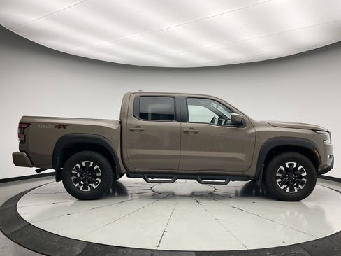 Used 2024 Nissan Frontier PRO-4X w/ Technology Package AWD/4WD image 6