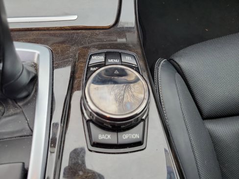 Used 2016 BMW 550i 550i image 26