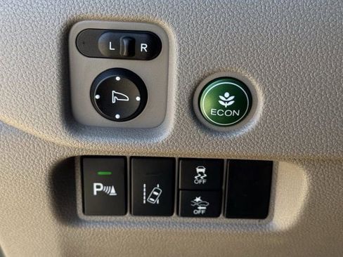 Used 2018 Honda Pilot Elite image 24