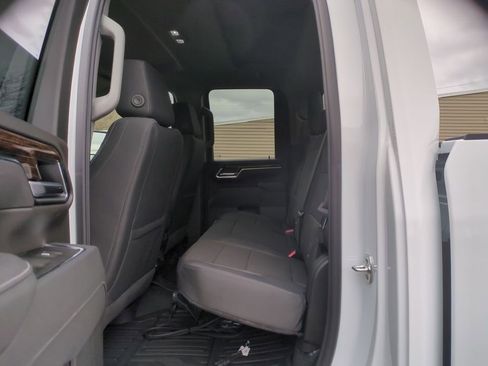 New 2026 GMC Sierra 3500 SLE w/ SLE Value Package image 15