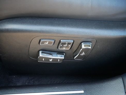 Used 2014 Lexus LS 460 AWD image 20