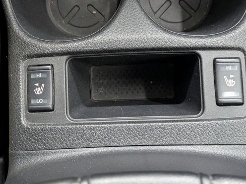 Used 2018 Nissan Rogue SV FWD image 19