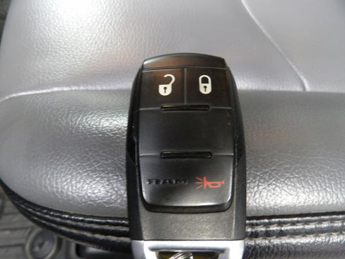 Used 2024 RAM 3500 Tradesman w/ Chrome Appearance Group AWD/4WD image 46