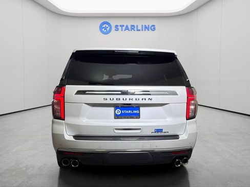 Used 2021 Chevrolet Suburban Premier w/ Premium Package RWD image 7
