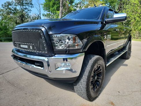 Used 2018 RAM 2500 Big Horn w/ Harvest Edition AWD/4WD image 2