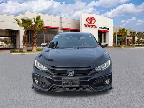 Used 2019 Honda Civic Sport image 9