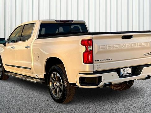 Used 2022 Chevrolet Silverado 1500 High Country AWD/4WD image 4