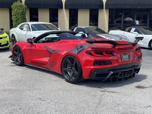 Used 2024 Chevrolet Corvette Z06 w/ Z07 Performance Package RWD image 18