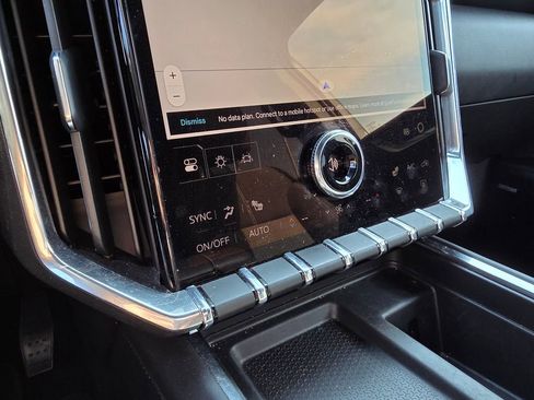 Used 2025 GMC Acadia Elevation image 19