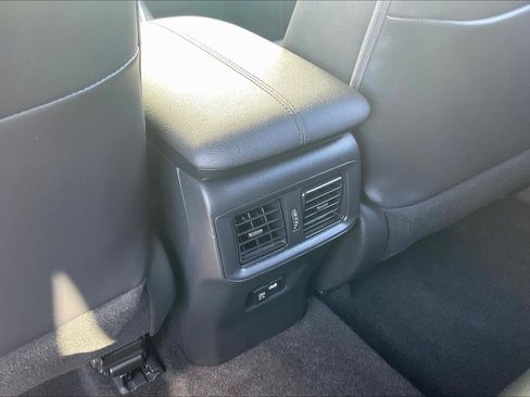 Used 2021 Toyota RAV4 XSE AWD/4WD image 40