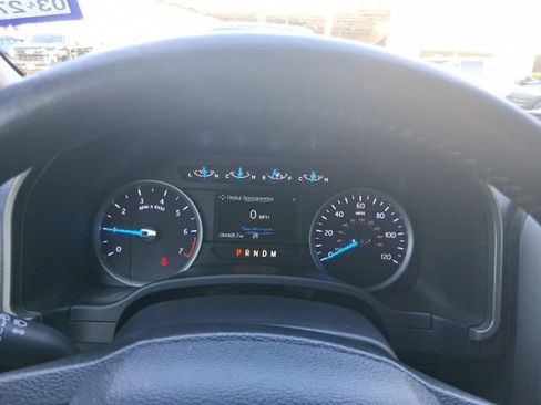 Used 2019 Ford Expedition XLT RWD image 5