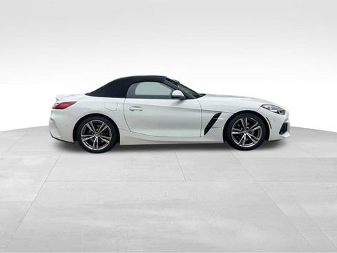 Certified 2025 BMW Z4 sDrive30i RWD image 14