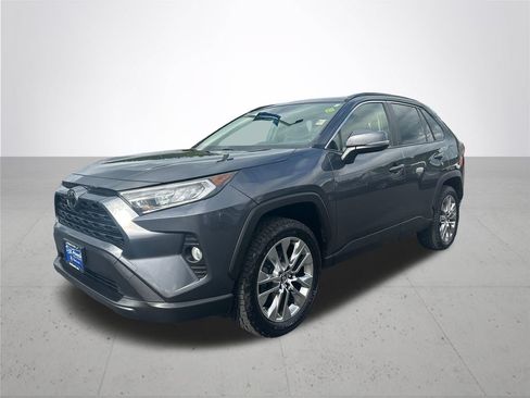 Used 2019 Toyota RAV4 XLE Premium w/ All Weather Liner Package AWD/4WD image 2