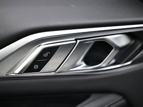 Used 2025 BMW 430i xDrive Coupe w/ M Sport Package image 16