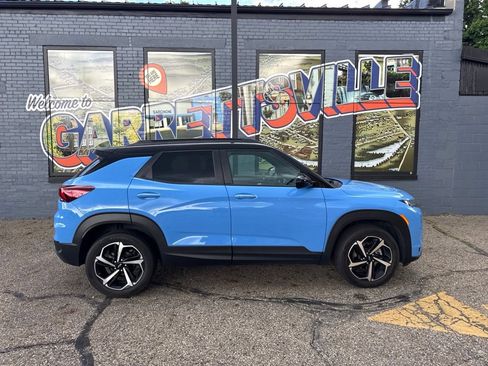 Used 2023 Chevrolet TrailBlazer RS w/ Technology Package AWD/4WD image 18