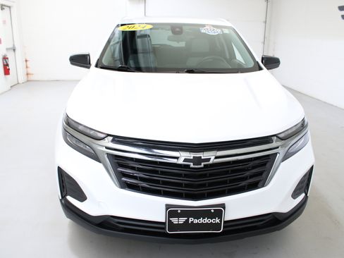 Used 2024 Chevrolet Equinox LS w/ LS Convenience Package AWD/4WD image 2