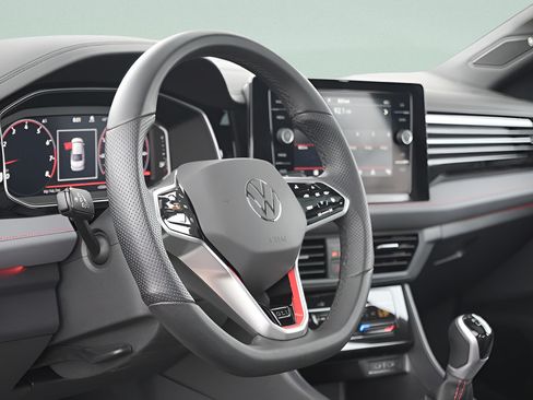 Used 2025 Volkswagen Jetta GLI Autobahn w/ GLI Black Package FWD image 28