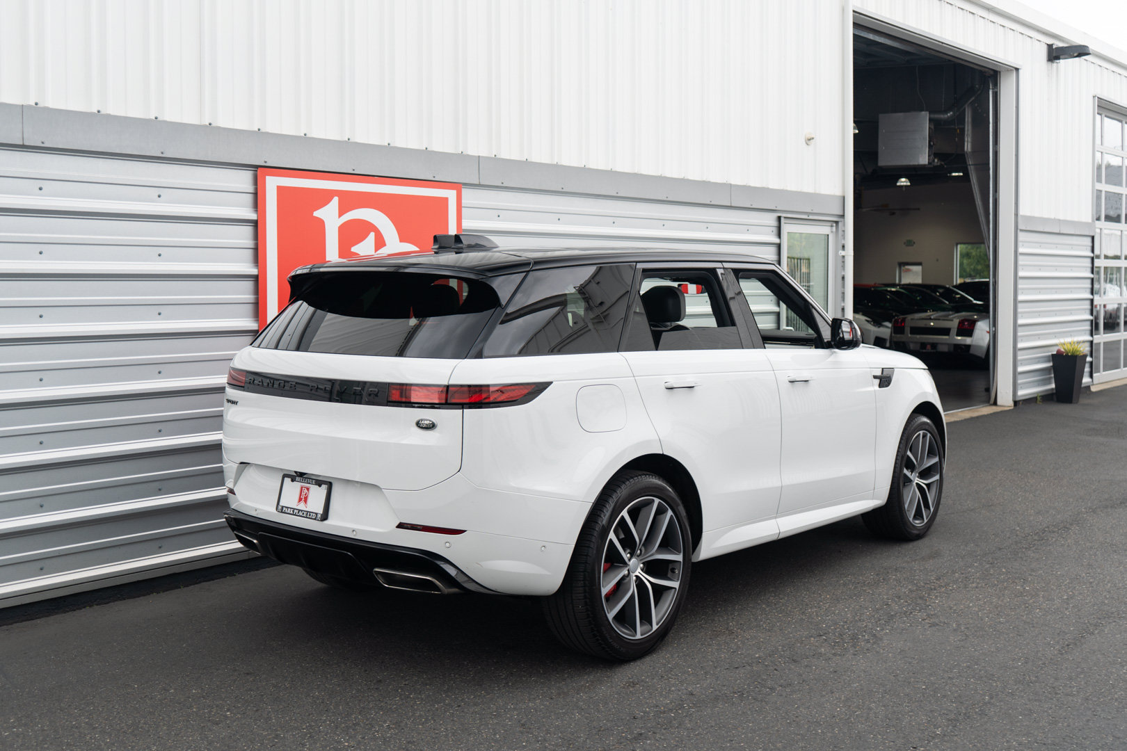 Used 2023 Land Rover Range Rover Sport SE Dynamic AWD/4WD image 44