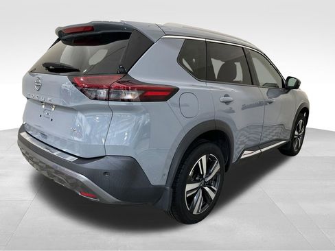 Used 2023 Nissan Rogue SL w/ SL Premium Package FWD image 5