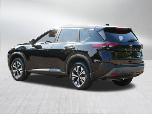 Certified 2023 Nissan Rogue SV w/ SV Premium B Package AWD/4WD image 5