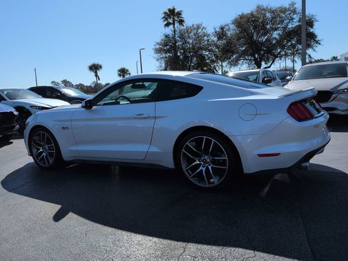 Used 2017 Ford Mustang GT Premium image 6