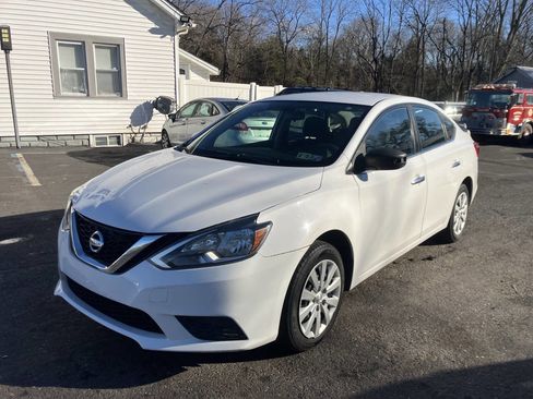 Used 2016 Nissan Sentra SV image 3