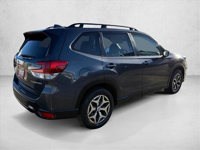 Used 2023 Subaru Forester Premium AWD/4WD image 5