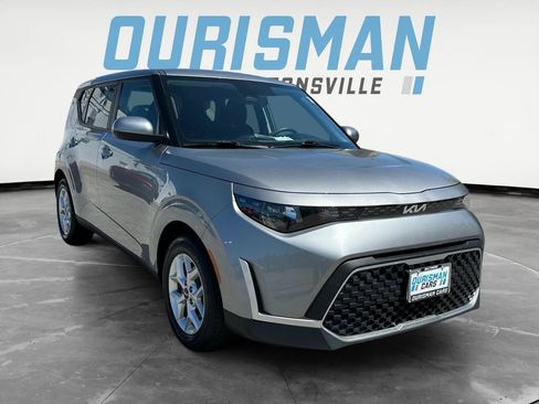Used 2024 Kia Soul LX w/ Option Group 015 FWD image 1