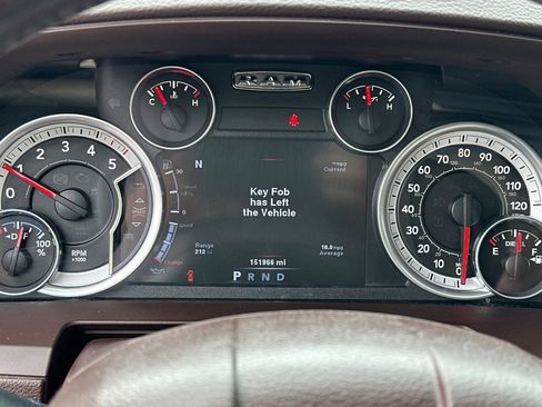 Used 2014 RAM 1500 Laramie w/ Convenience Group AWD/4WD image 29