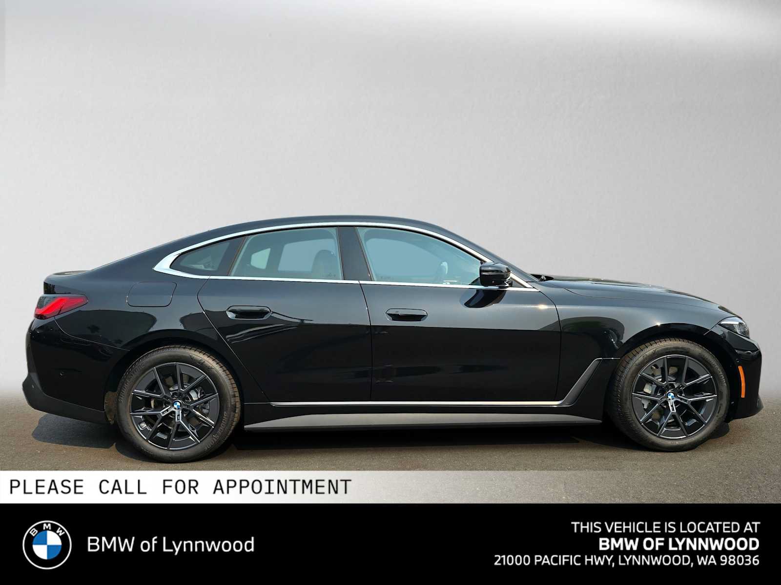 New 2026 BMW i4 xDrive40i w/ Premium Package AWD/4WD image 2