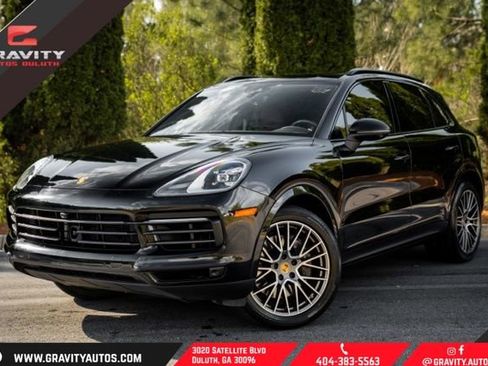 Used 2023 Porsche Cayenne Platinum Edition image 1