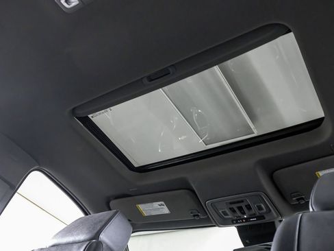 Used 2024 Chevrolet Silverado 3500 LTZ w/ LTZ Plus Package image 23