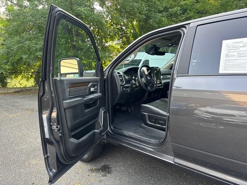 Used 2024 RAM 2500 Laramie w/ Safety Group AWD/4WD image 8
