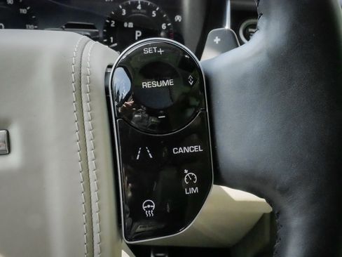 Used 2021 Land Rover Range Rover Westminster Edition image 19