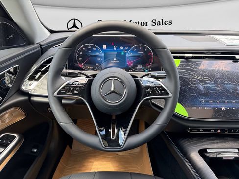 New 2027 Mercedes-Benz E 450 4MATIC Sedan image 11