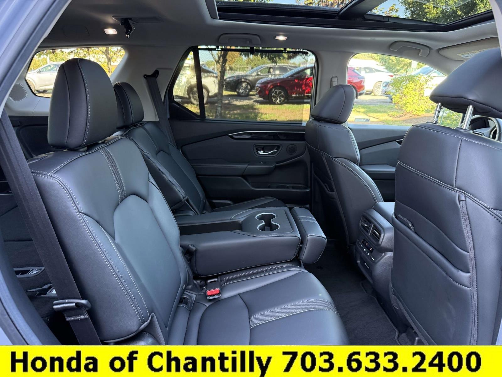 Certified 2025 Honda Pilot Touring image 12