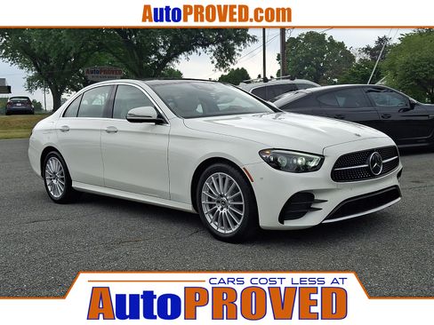 Used 2022 Mercedes-Benz E 350 4MATIC Sedan image 1