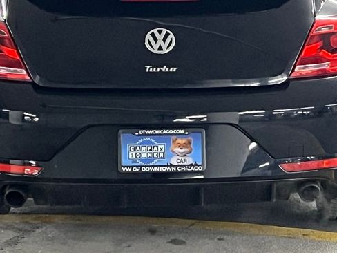 Used 2014 Volkswagen Beetle R-Line image 29