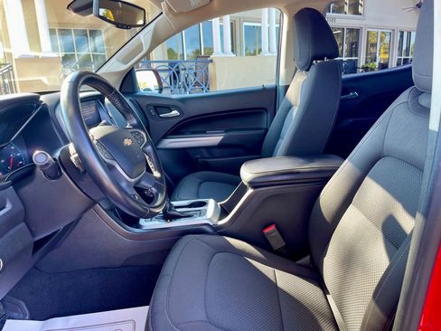 Used 2019 Chevrolet Colorado LT image 10