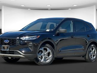 Used 2025 Ford Escape ST-Line video 2