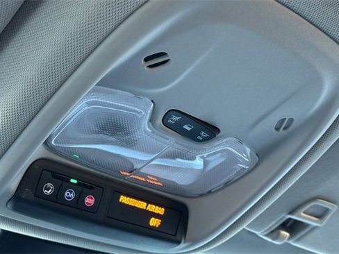 Used 2025 Buick Encore GX Preferred image 24