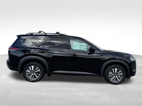 New 2026 Nissan Pathfinder SL w/ Cargo Package FWD image 9
