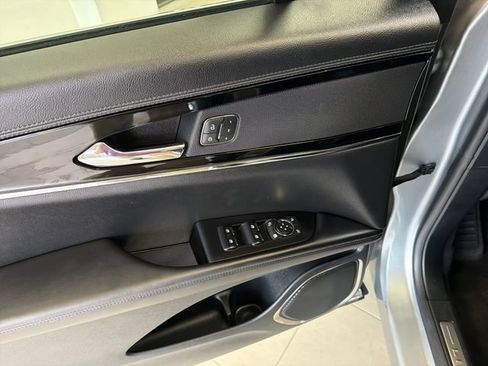 Used 2023 Lincoln Nautilus AWD w/ Premium Package image 14