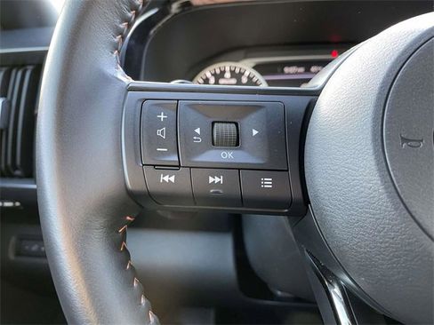 Used 2025 Nissan Pathfinder Rock Creek image 26