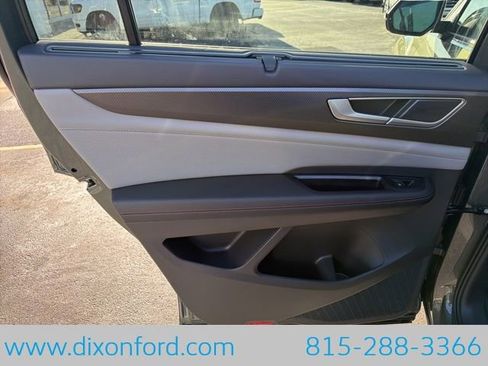 New 2026 Volkswagen Atlas Peak Edition image 25